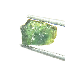Load image into Gallery viewer, Sapphire Green Rough Facet Madagascar Raw 2ct