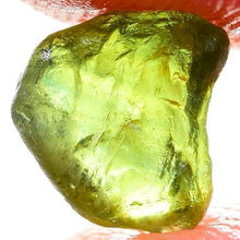 Load image into Gallery viewer, Sapphire Green Rough Facet Madagascar Raw 2ct