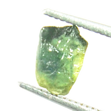 Load image into Gallery viewer, Sapphire Green Rough Facet Madagascar Raw 2ct