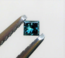 Charger l'image dans la galerie, Diamant bleu taille princesse indien vif de 3 mm de taille micro (3 mm x 3 mm)