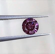 Cargar imagen en el visor de la galería, Diamante morado oscuro de talla redonda canadiense de 2 mm de tamaño micro