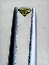 Load image into Gallery viewer, Green Diamond Round Cut African 2mm Micro Sized