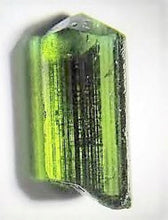 Cargar imagen en el visor de la galería, Turmalina Verde Faceta Áspera Mali Gema de 2 Quilates