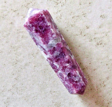 Lade das Bild in den Galerie-Viewer, Lepidolite Obelisk Crystal Gem Double Terminated Healing Wand
