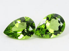 Charger l'image dans la galerie, Péridot taille poire larme gemme Pakistan 6x4mm