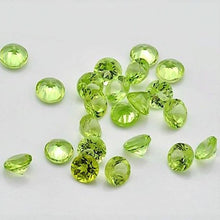 Load image into Gallery viewer, Peridot Round Cut Arizona Small VS AA