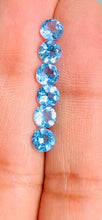 Load image into Gallery viewer, Swiss Blue Topaz Round Cut Natural Calibrated Brazilian