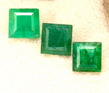 Load image into Gallery viewer, Emerald Square Cut 8mm Cloudy Pakistan Swat Gem 2 Carat Stone