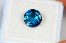 Load image into Gallery viewer, London Blue Topaz Round Cut Natural Calibrated Brazilian
