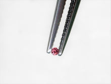 Cargar imagen en el visor de la galería, Diamante rosa africano de talla redonda, tamaño mini de 3,5 mm
