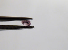 Cargar imagen en el visor de la galería, Light Purple Diamond Round Cut Canadian 2mm Micro Sized
