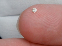Cargar imagen en el visor de la galería, White Diamond Round Cut African 2mm Micro Sized
