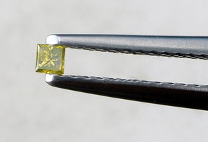 Diamante Amarillo Corte Princesa Micro Africano Tamaño 2mm