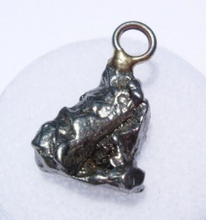 Cargar imagen en el visor de la galería, Campo del Cielo Necklace Pendant Jewelry Iron Nickel Meteorite Small

