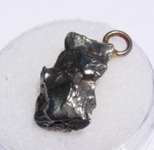 Cargar imagen en el visor de la galería, Campo del Cielo Necklace Pendant Jewelry Real Iron Meteorite Piece Small
